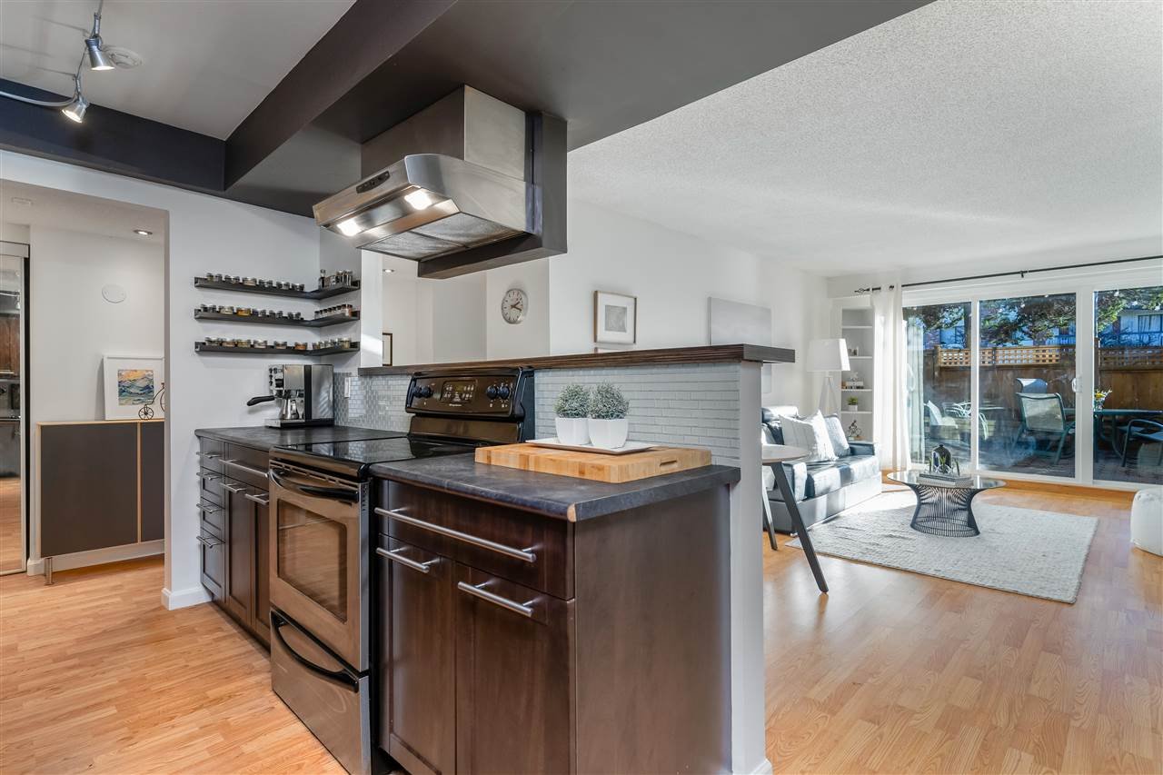 104-1515 Chesterfield Ave