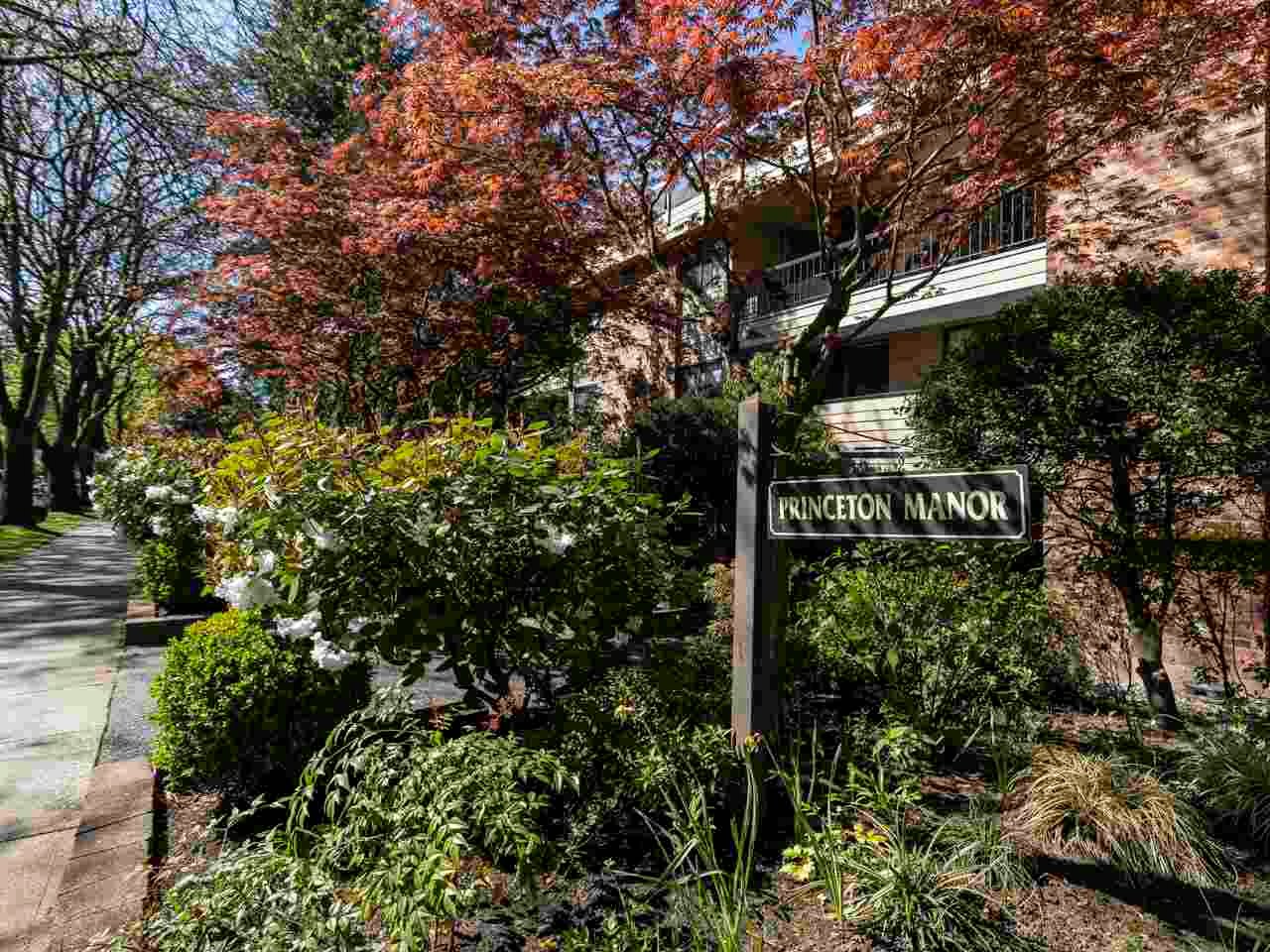 106-1717 W 13th Ave