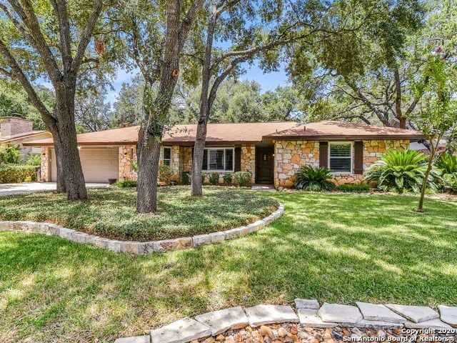1239 Arizona Ash St