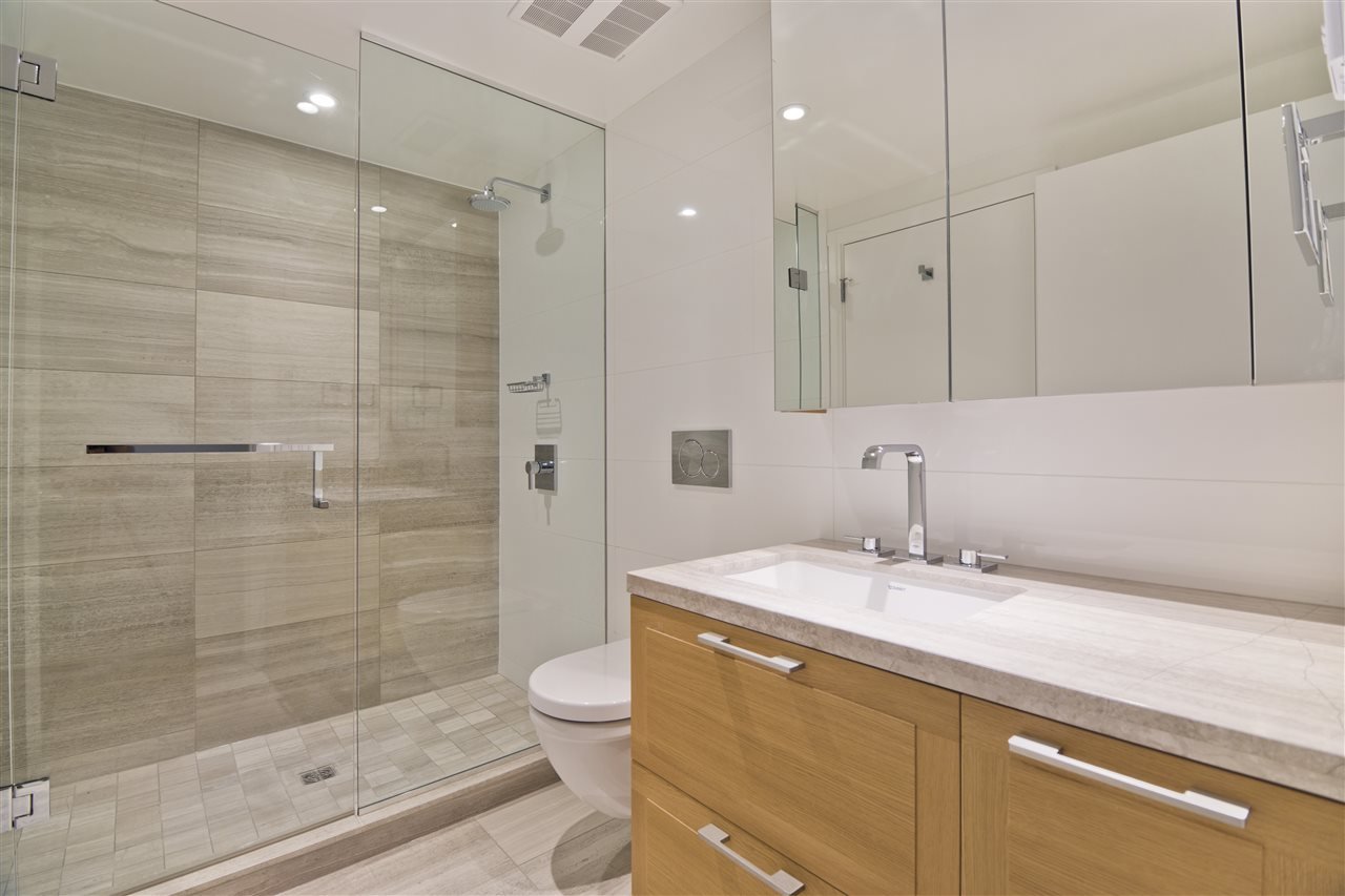 303-7128 Adera St