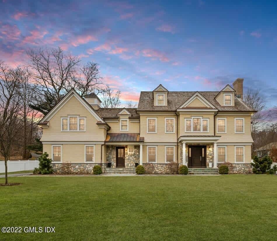 61 Mimosa Dr