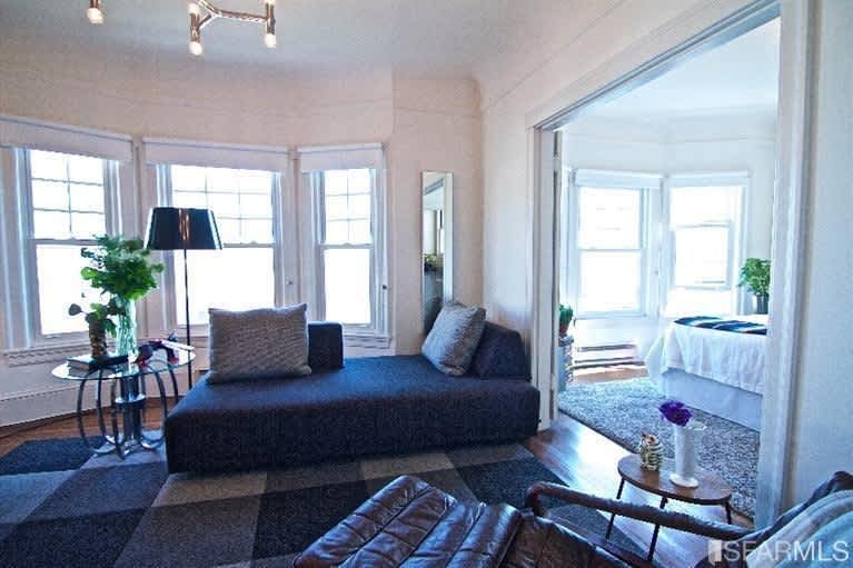 25 Guerrero St #202