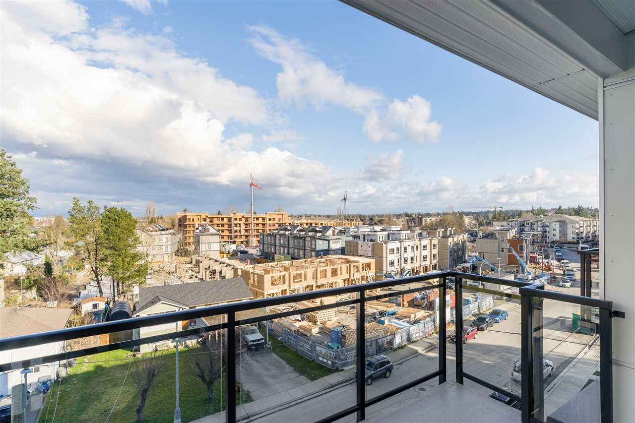 506-5485 Brydon Cres