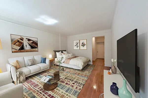 210 East 38th Street, Apt 4B