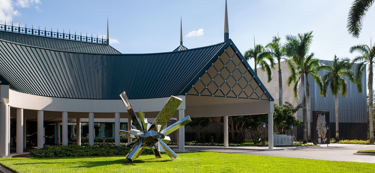 Artis Naples