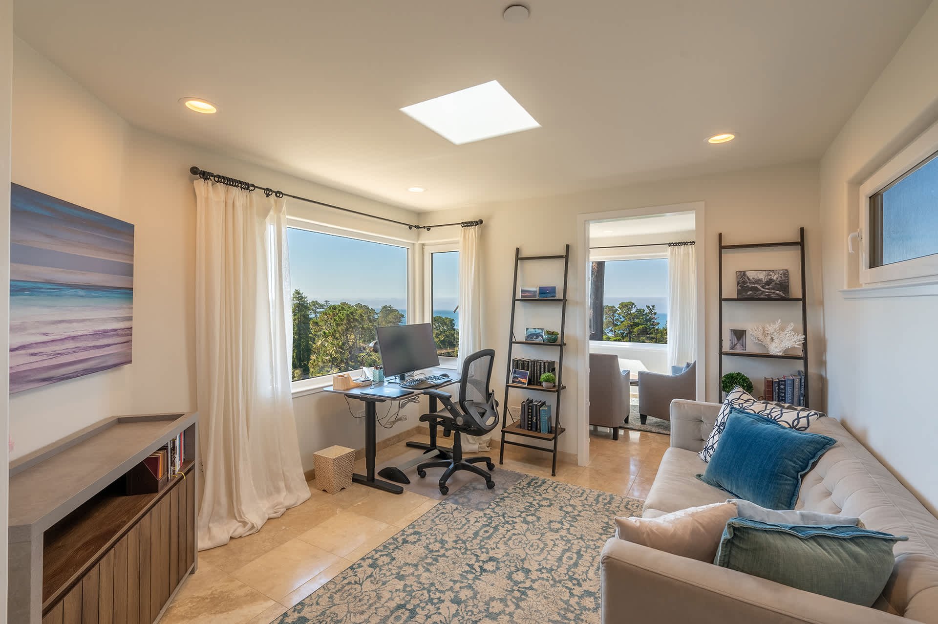 Sweeping Ocean Views - 24916 Lincoln Street