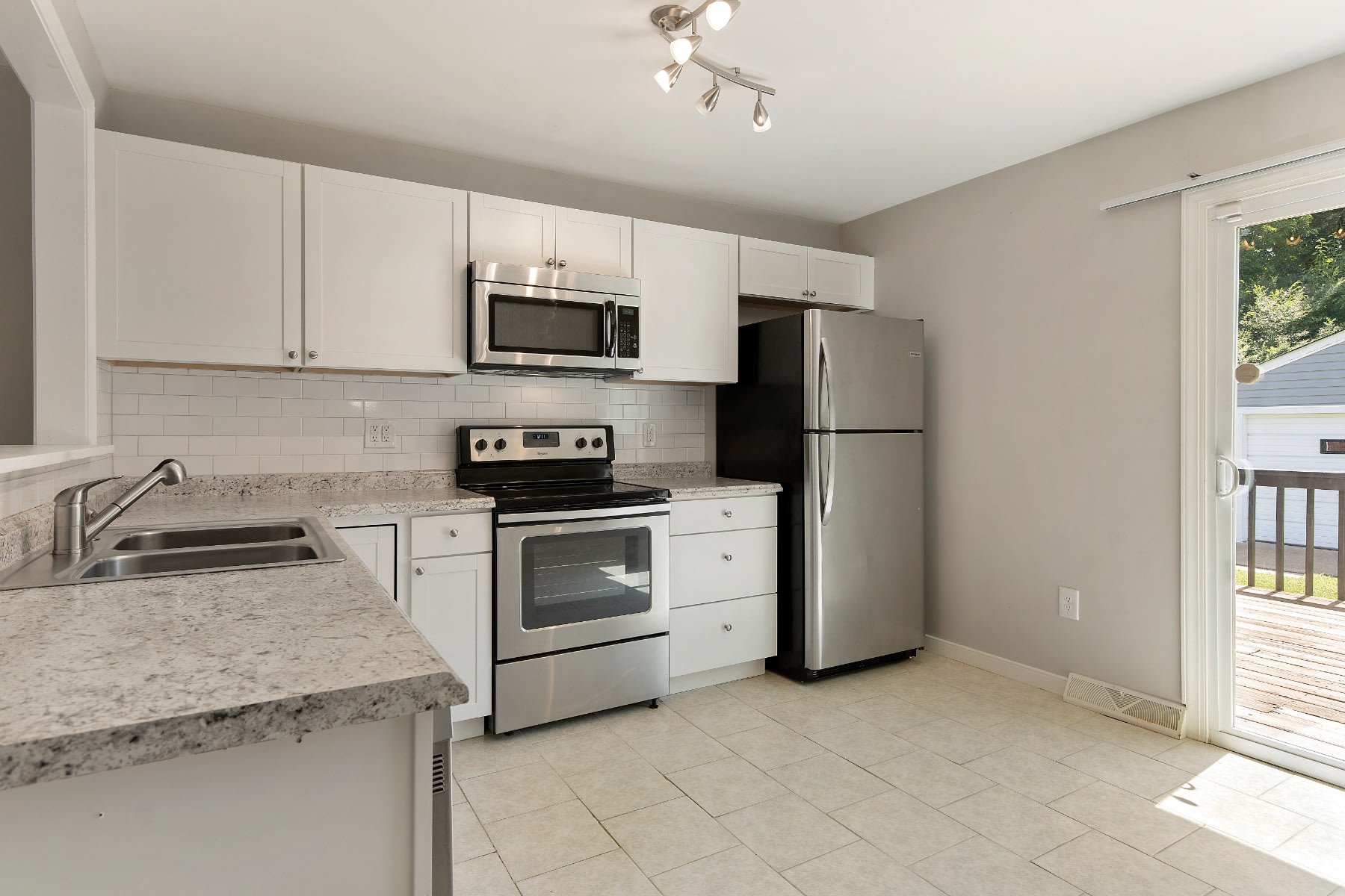 211 Carlstone Drive