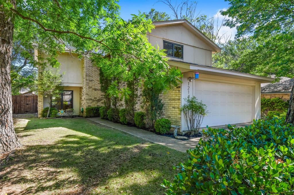 1214 Bois D Arc Court