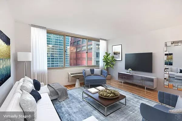 333 East 45th Street Unit: 7A