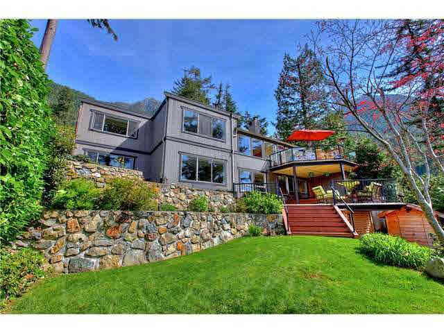 380 Bayview Pl