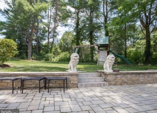 8303 TALLY HO LUTHERVILLE