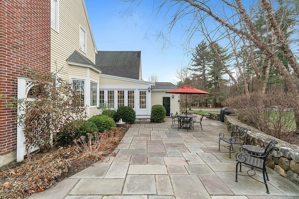 853 Strawberry Hill Road