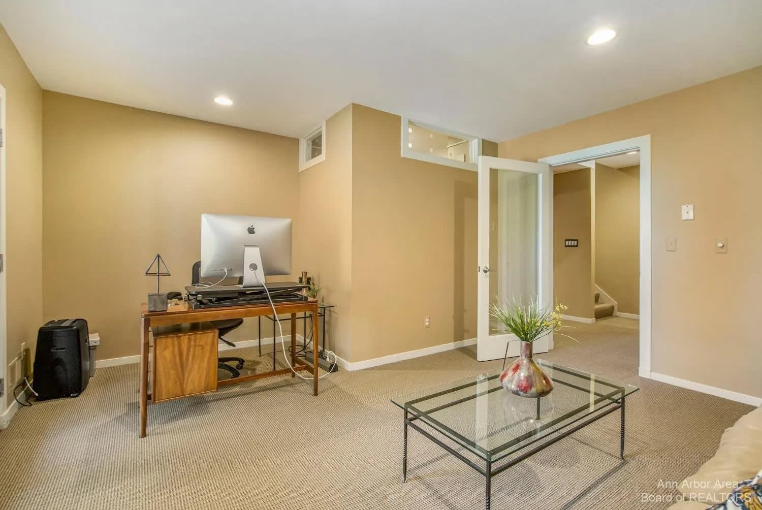 2566 Thornapple Drive, Ann Arbor, MI 48103