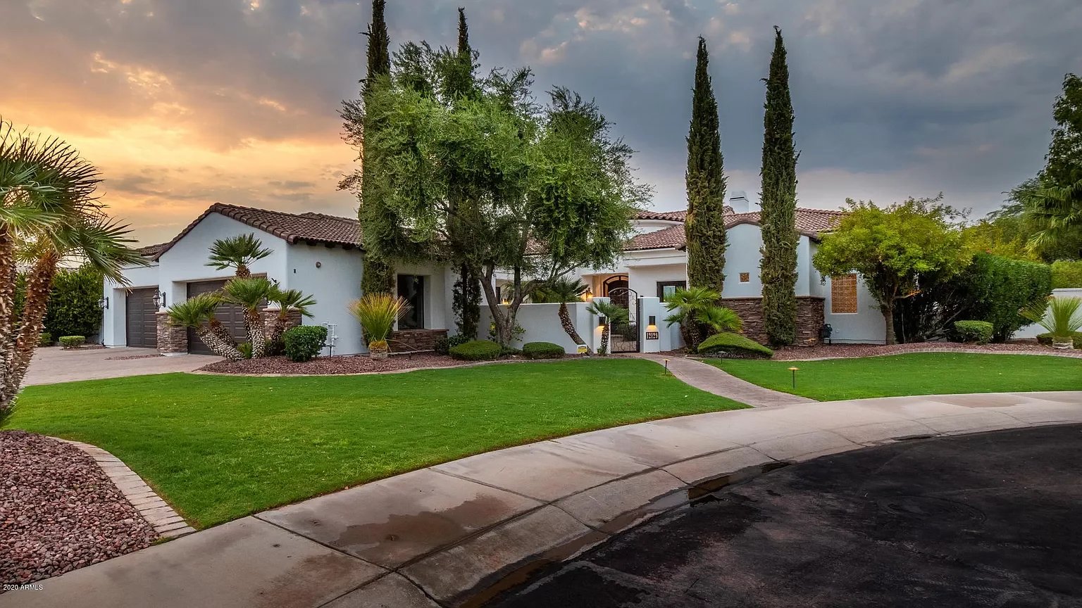 12129 E San Simeon Dr