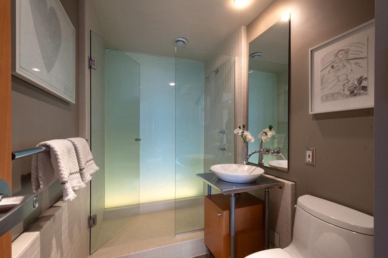 525-1445 Marpole Ave