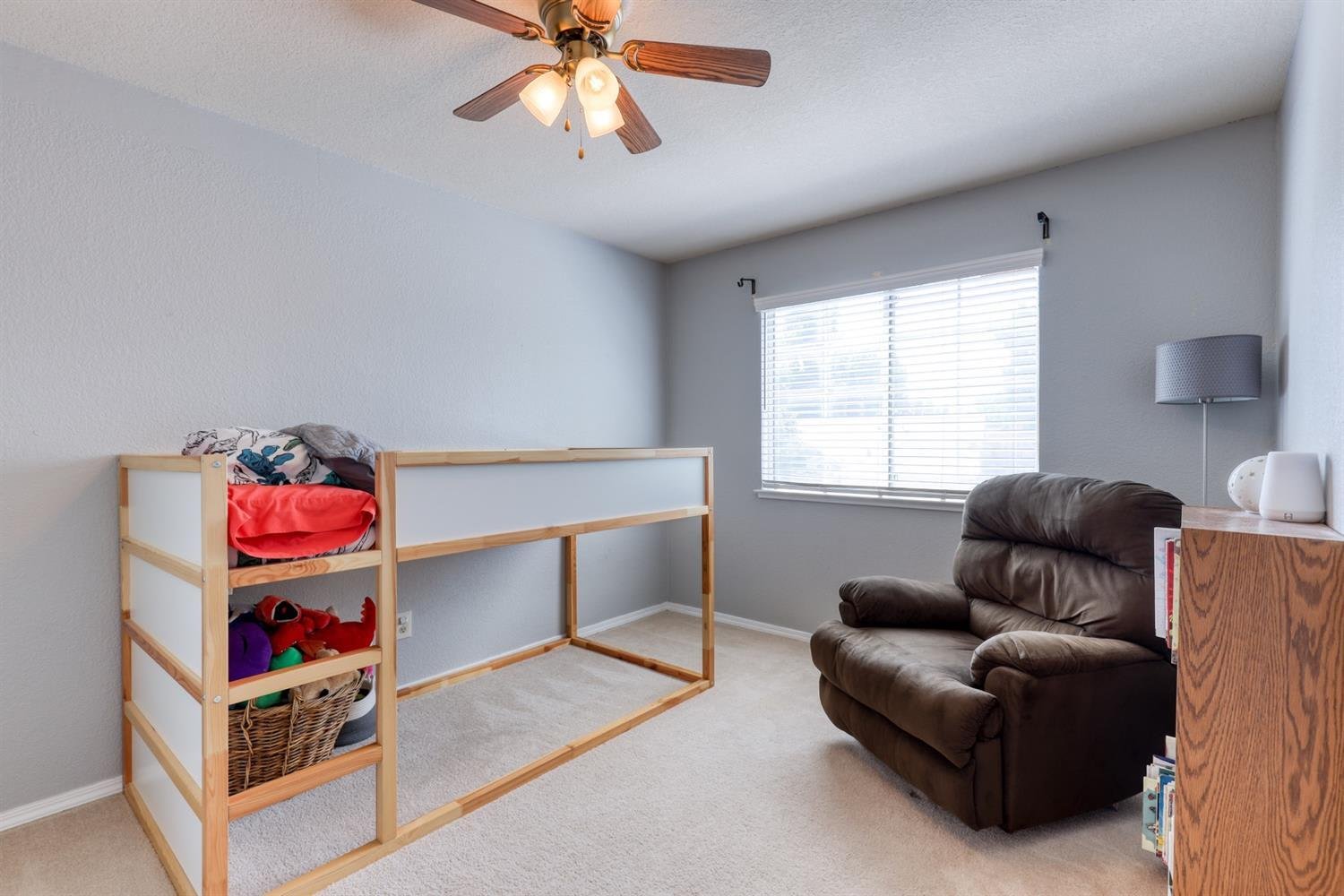 8572 Twin Trails Dr