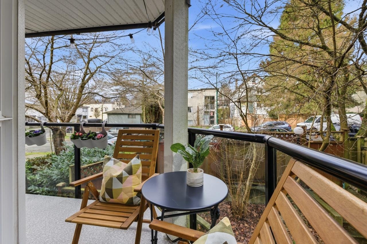 205-2212 Oxford Street, Vancouver