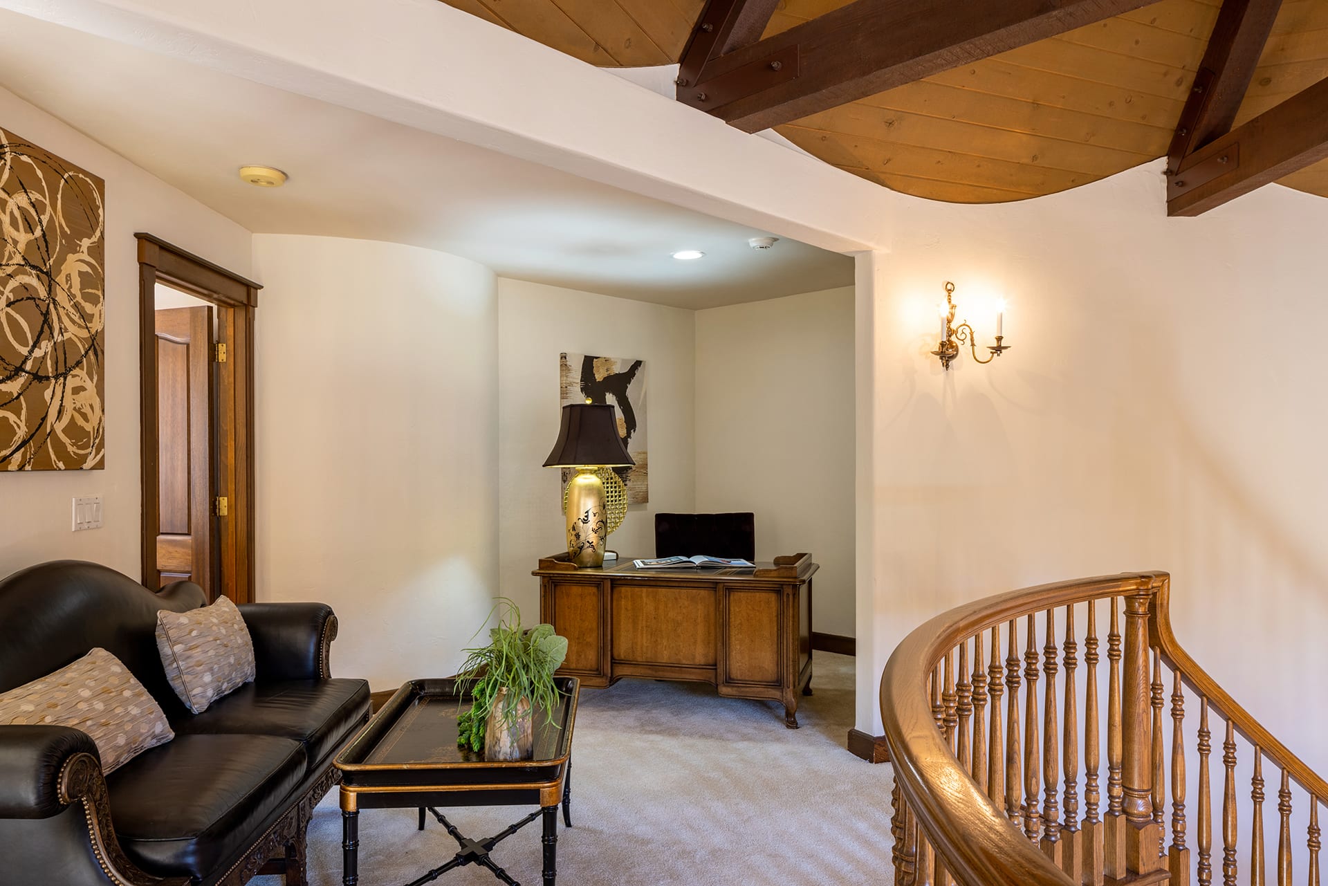 Pebble Beach Manor - 1263 Sombria Lane