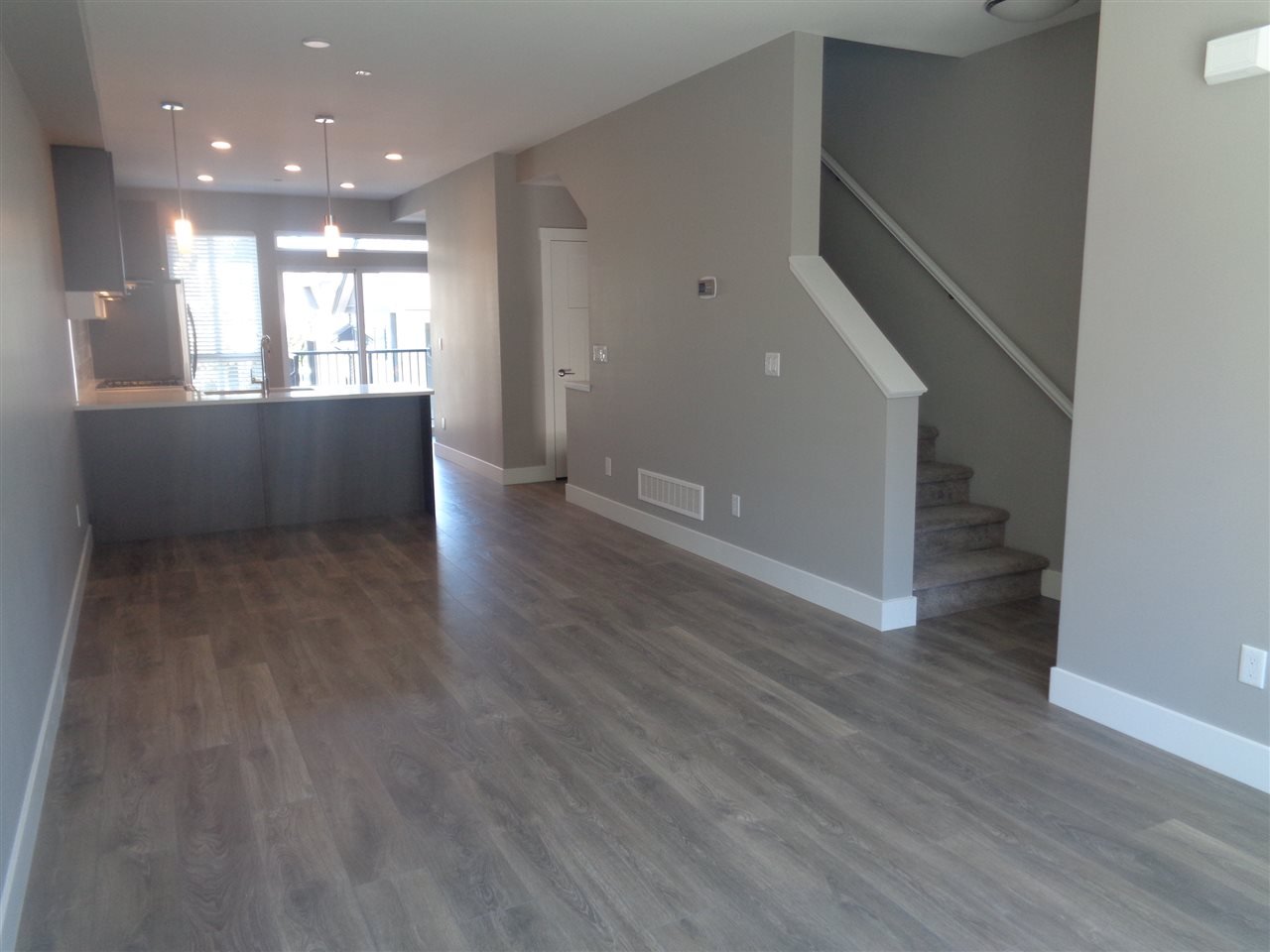515-4688 Hawk Ln