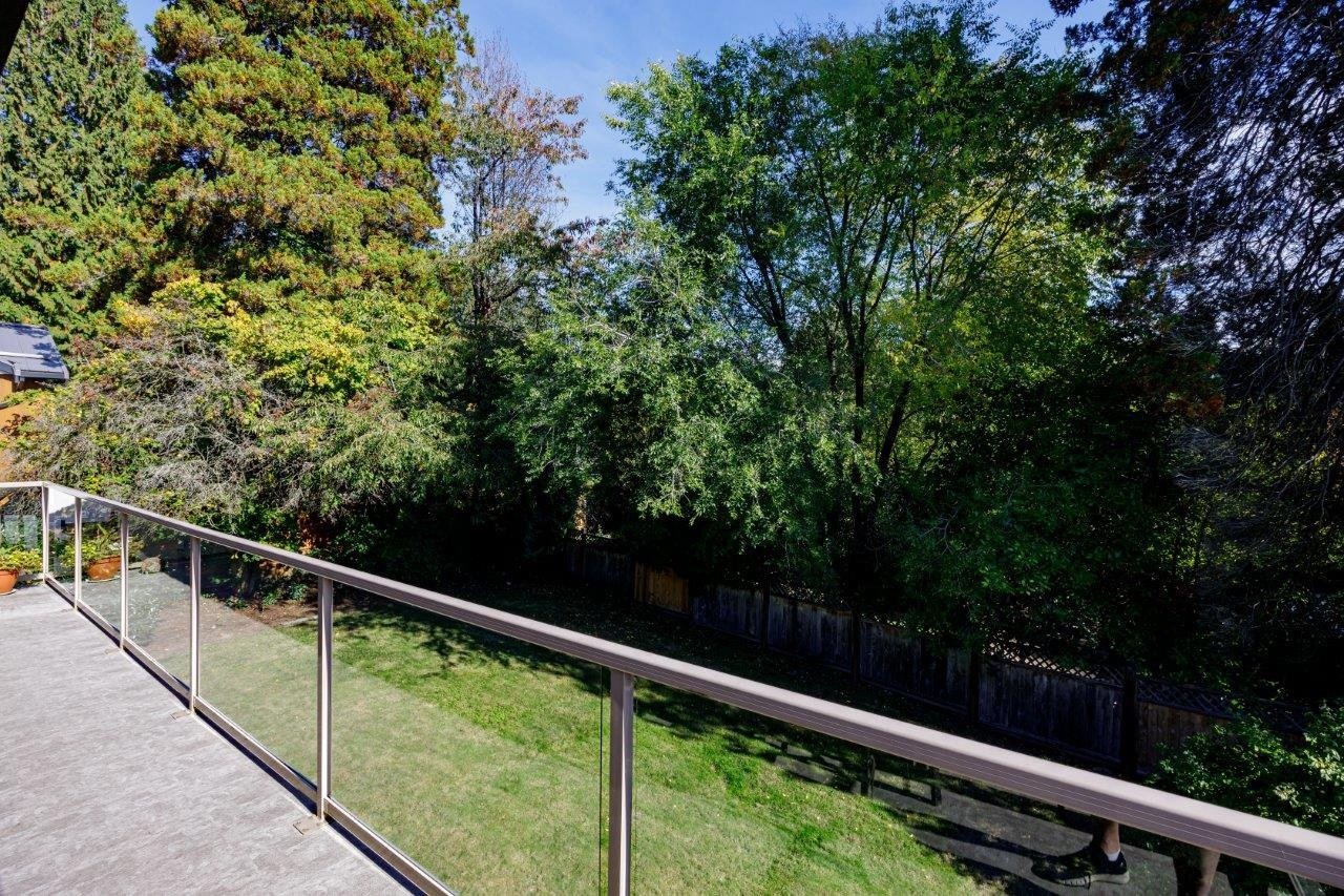 2118 Greylynn Cres