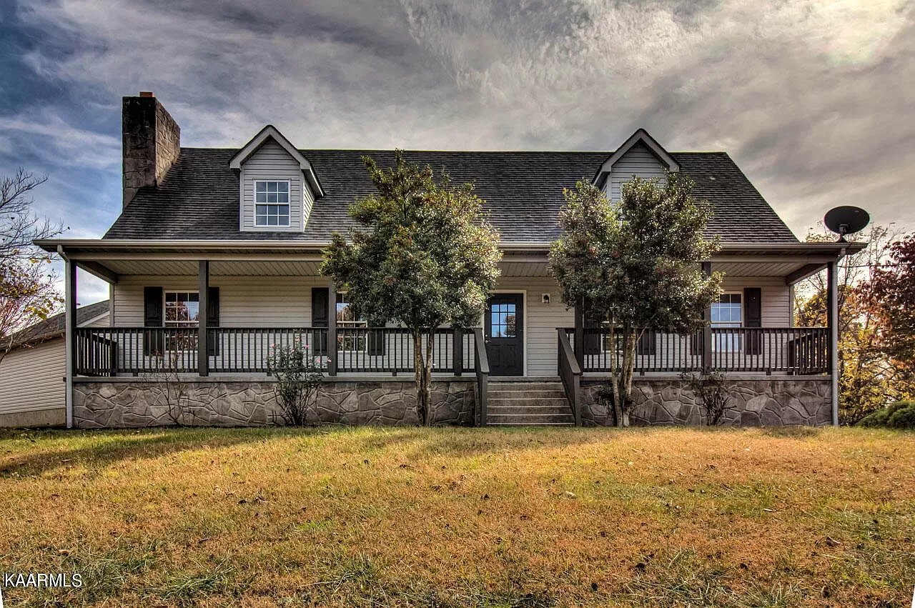 3310 Breezy Hill Way