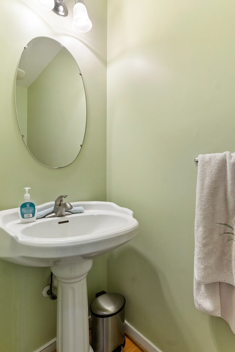 3531 Sherwood Bluff Way