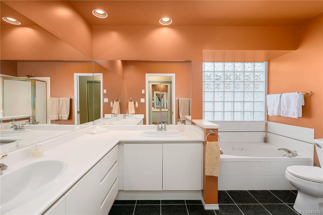 235 Marine Dr