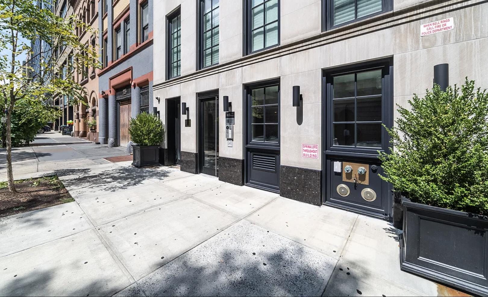 227 East 67th Street, Apt M-2