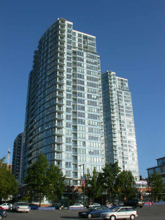 2606-939 Expo Blvd