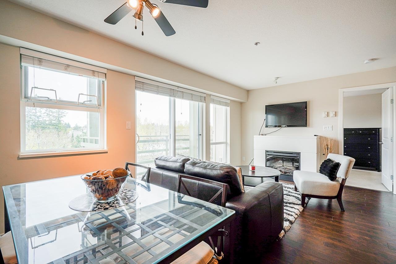 308-15735 Croydon Dr