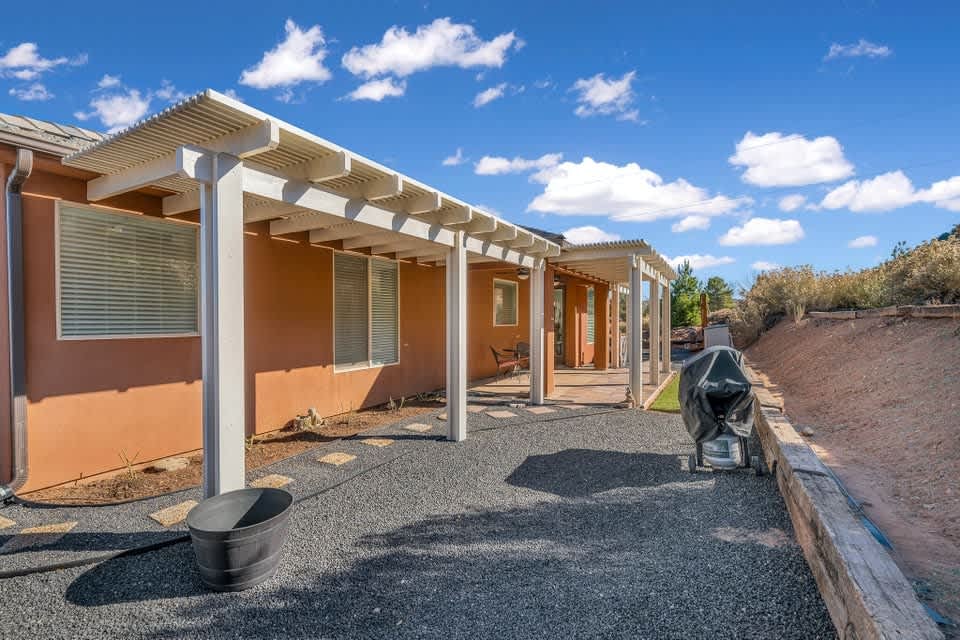 1737 NORTH APPLE VALLEY DRIVE 