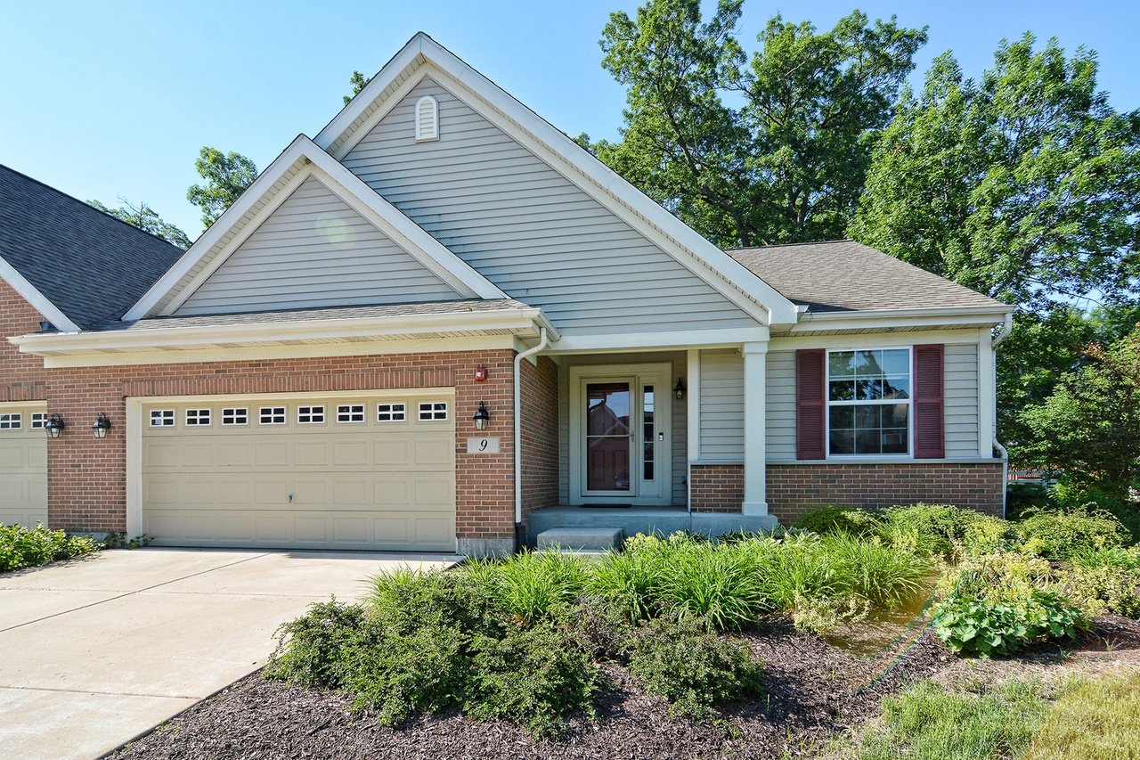 9 Tall Grass Ct