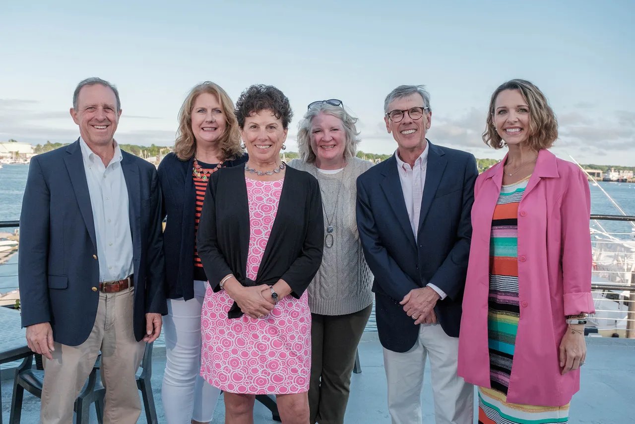 Agent Mary Jo Cross Honored with “Spirit Award” by Greater Portland Board of Realtors