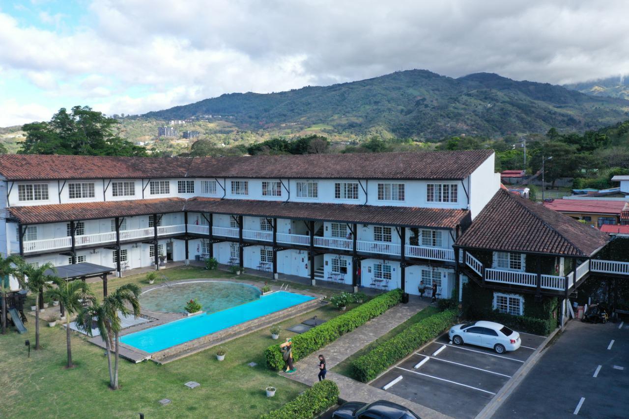 Chalet Style Boutique Hotel, Santa Ana, San Jose