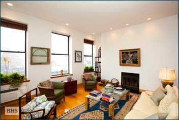 155 Perry St, 8D