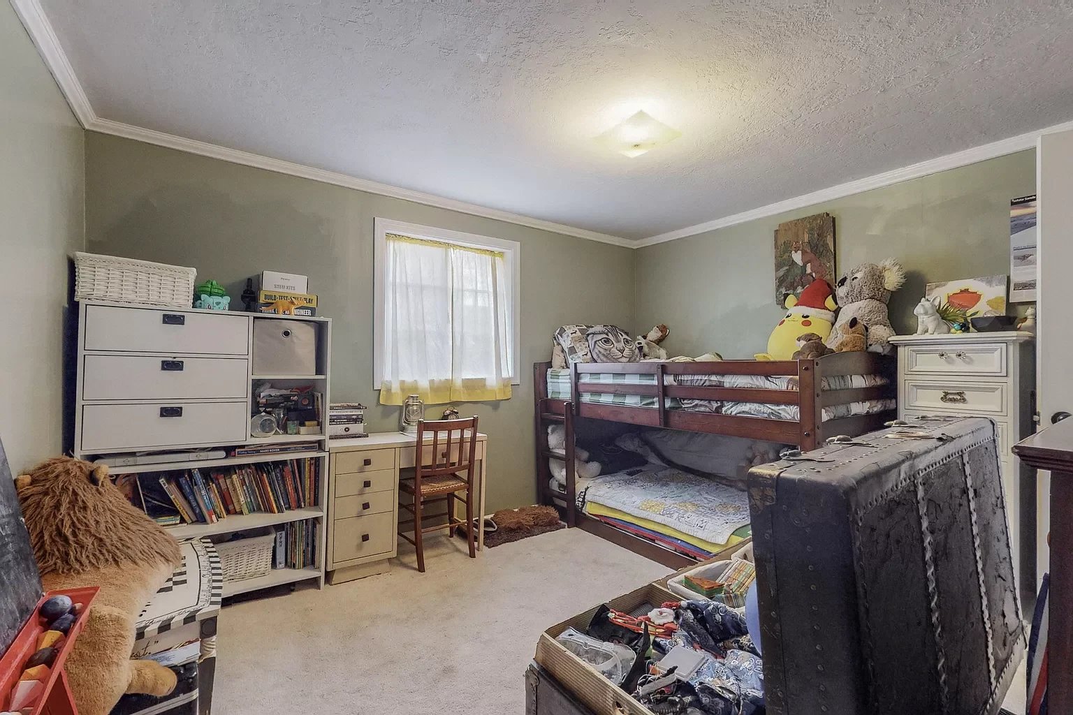 847 Arthur Dr SW
