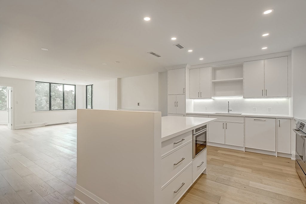 100 Lakeshore Road E Unit: 505