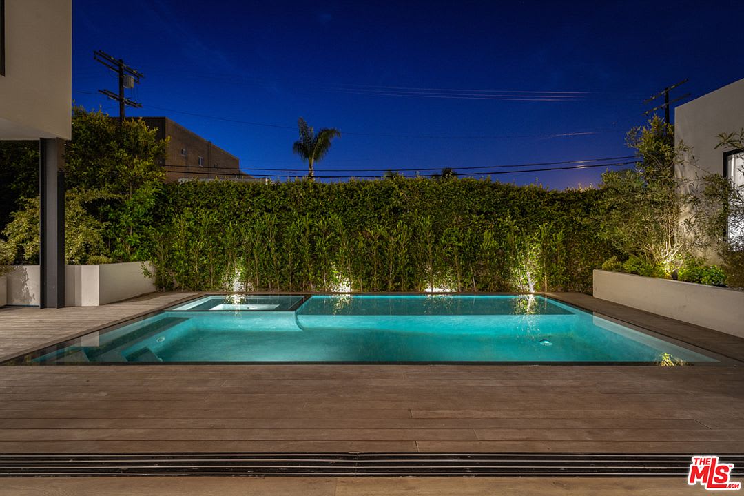 Oasis Grove