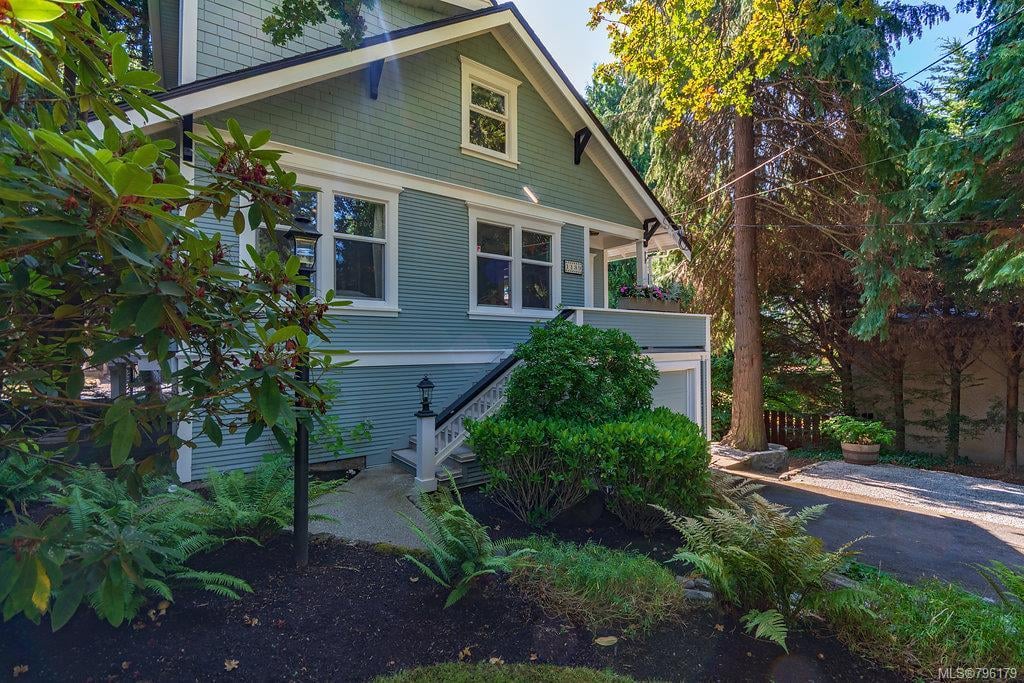 1139 Camrose Cres