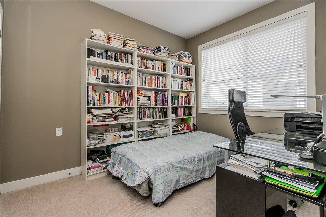 32-15977 26 Ave