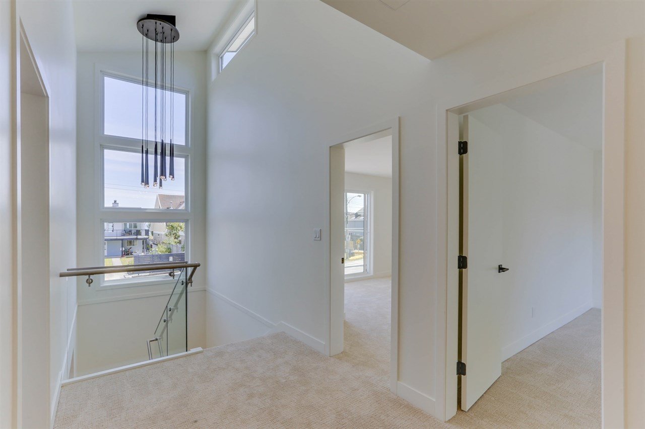 335 Centennial Pkwy