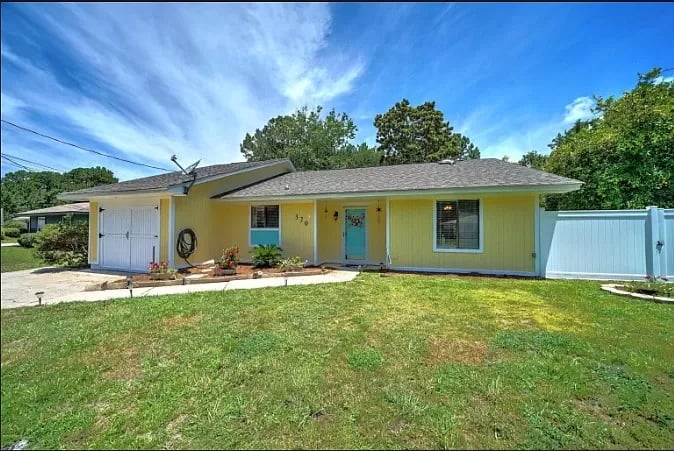 320 PRUDENCE Lane