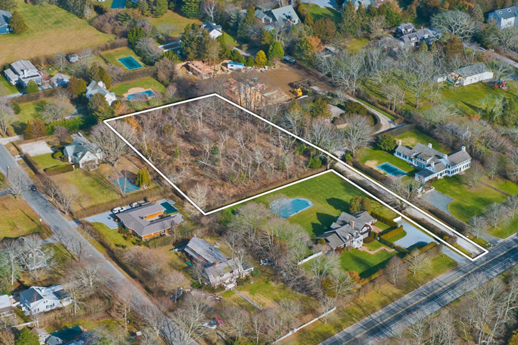 Prime Acreage in Southampton Village
