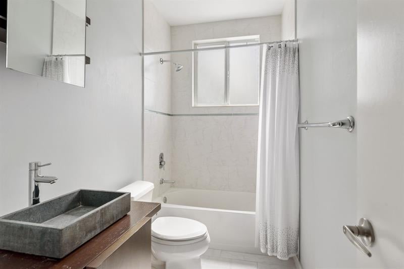 830 NE 19th Ave Unit #830