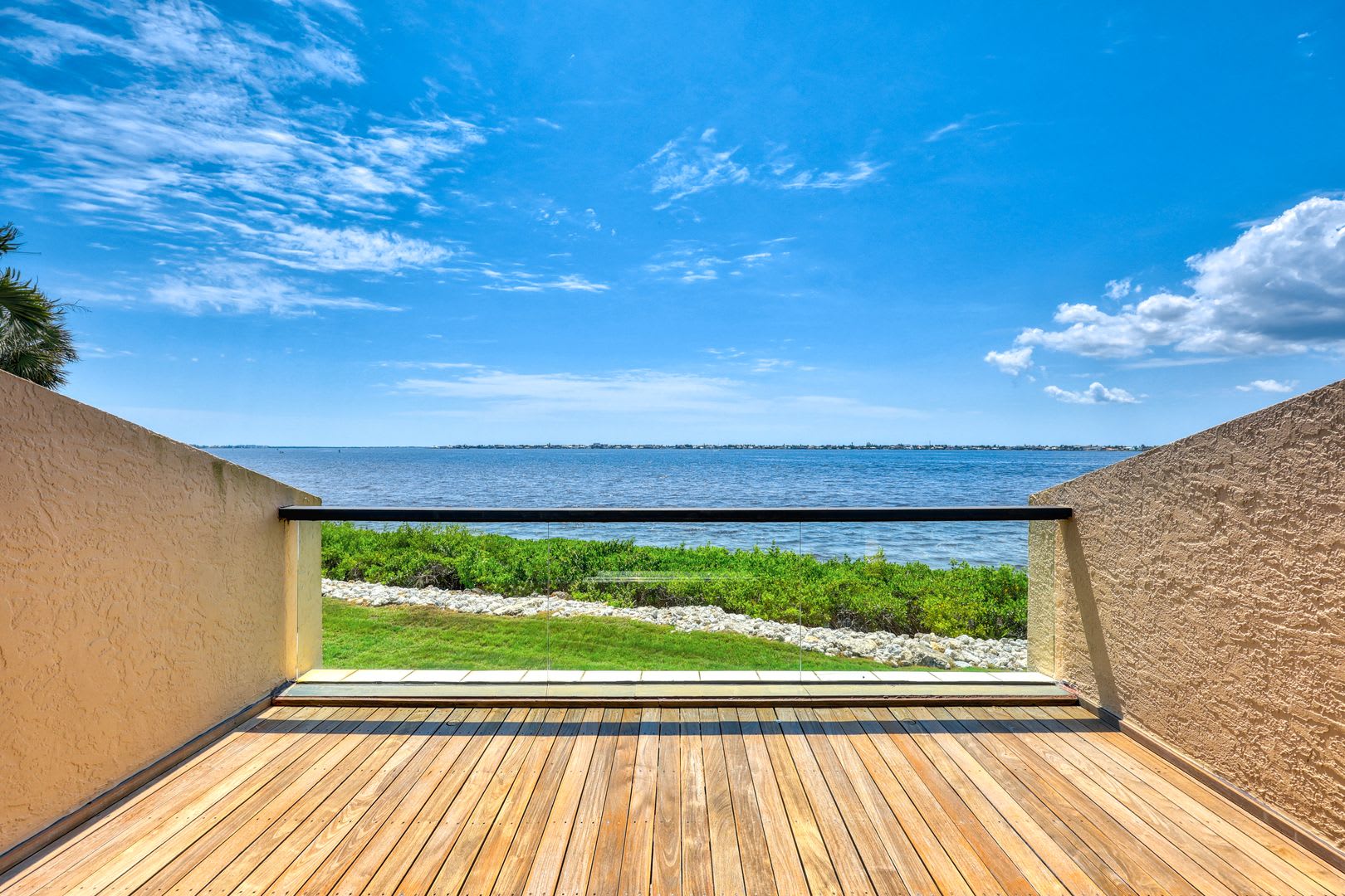 5018 Harbortown Lane