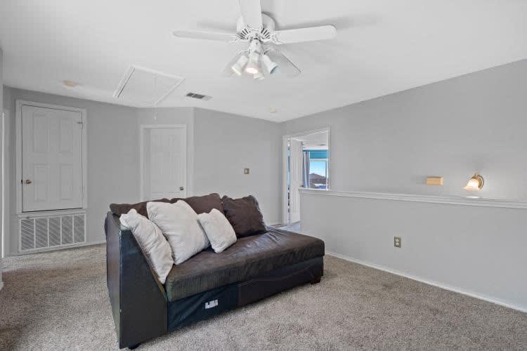 335 Siebert Dr