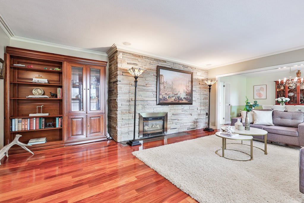 1483 Spring Rd