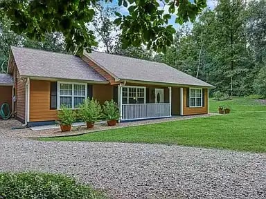 459 Honeysuckle Dr