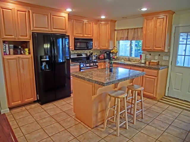 1949 Naples Dr