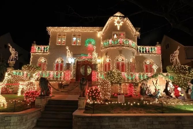 Clear Out Your Clutter Before the Holidays!